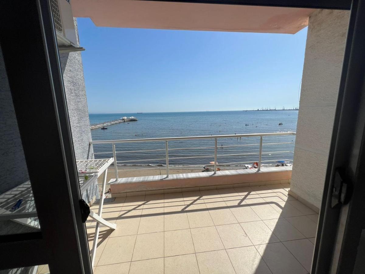 Blue Sky Apartaments Durres Ngoại thất bức ảnh