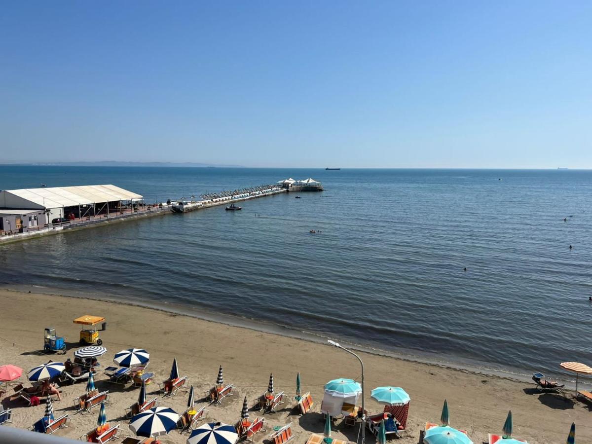 Blue Sky Apartaments Durres Ngoại thất bức ảnh